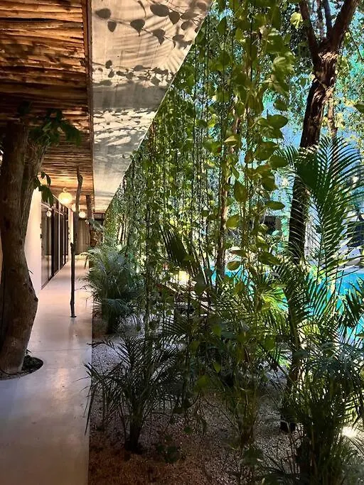Jungle View 2Bed 2Bath Condo/ Wi-Fi/ Pool/ Gym Tulum Mexico